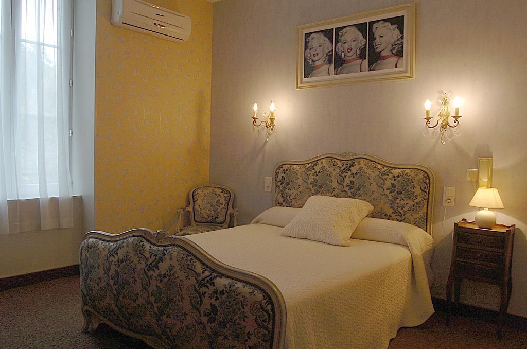 Hotel Du Lion D'Or Антрег-сюр-Трюйер Номер фото